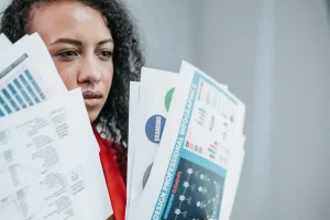 Bookkeeper in Polokwane helping small business owner manage finances and stay SARS compliant